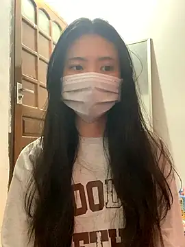 Snapshot of -hanime- chatting on 4, 12, 2024 -hanime- online show from 4, 12, 2024