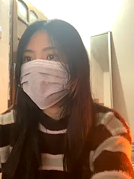 Snapshot of -hanime- chatting on 6, 12, 2024 -hanime- online show from 6, 12, 2024