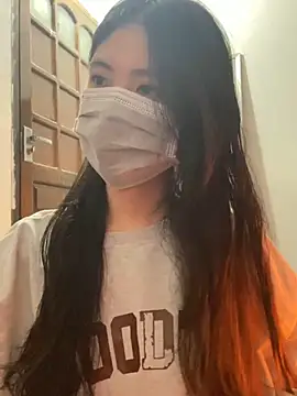 Snapshot of -hanime- chatting on 19, 12, 2024 -hanime- online show from 19, 12, 2024