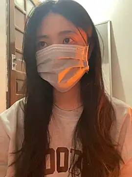 Snapshot of -hanime- chatting on 20, 12, 2024 -hanime- online show from 20, 12, 2024