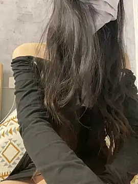 Snapshot of -hanime- chatting on 25, 12, 2024 -hanime- online show from 25, 12, 2024