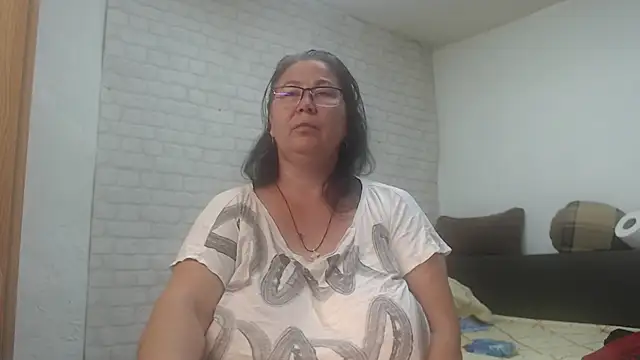 EmmaSquirt online show from 3, 6, 2026