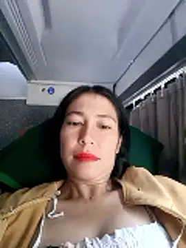 2HotAsain4u online show from 2, 4, 2026