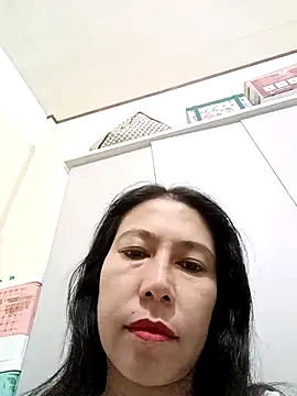 2HotAsain4u online show from 19, 4, 2026