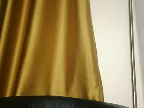 Snapshot of Mon_cherrie_ chatting on 20, 3, 2026 Mon cherrie online show from 20, 3, 2026