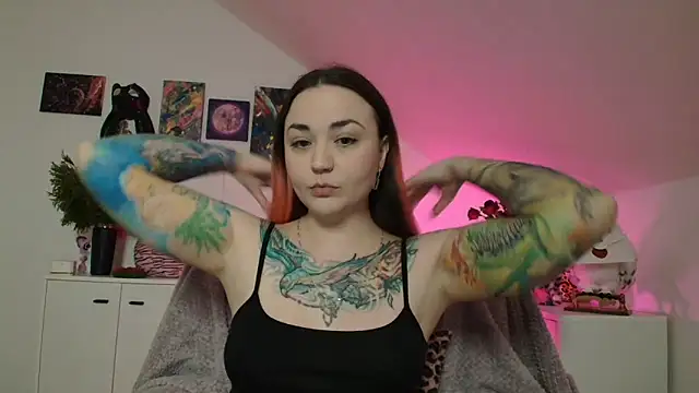 PinkHurricaneOfficial online show from 4, 4, 2026