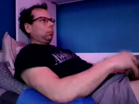 Snapshot of SEBIX-35 chatting on 15, 2, 2026 SEBIX-35 online show from 15, 2, 2026