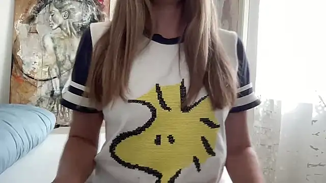 Snapshot of LisaFlower chatting on 28, 9, 2025 LisaFlower online show from 28, 9, 2025