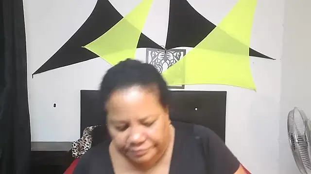 Snapshot of Shanttal0272 chatting on 12, 5, 2026 Shanttal0272 online show from 12, 5, 2026