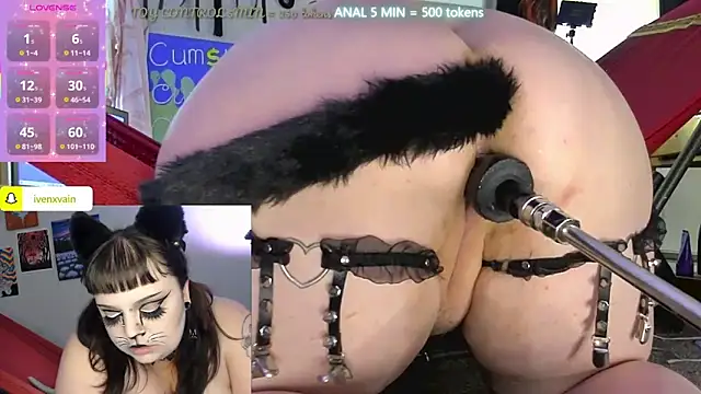 Snapshot of ivenxxxvain chatting on 3, 10, 2025 ivenxxxvain online show from 3, 10, 2025