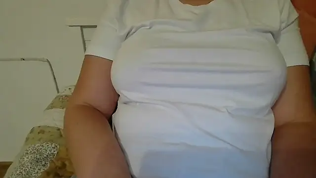 parismira online show from 13, 12, 2024