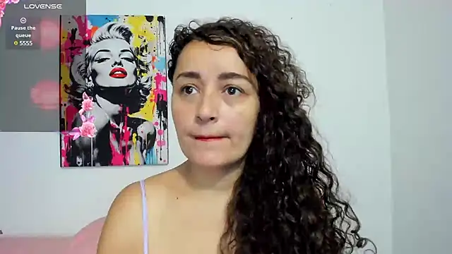  luna  sweet  online show from 20, 3, 2025