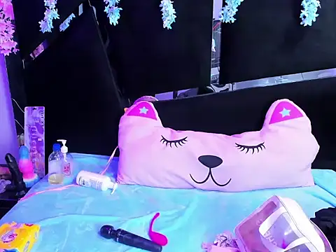 Snapshot of Cocoo_Nuth chatting on 19, 9, 2025 Cocoo Nuth online show from 19, 9, 2025