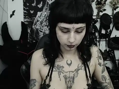Snapshot of n0sferatus__ chatting on 21, 5, 2026 n0sferatus online show from 21, 5, 2026