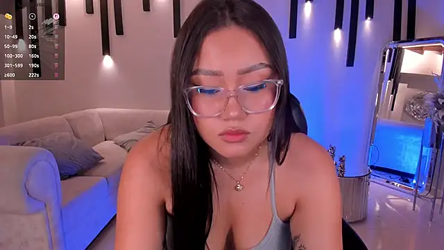 AmberLewis  online show from 13, 9, 2025