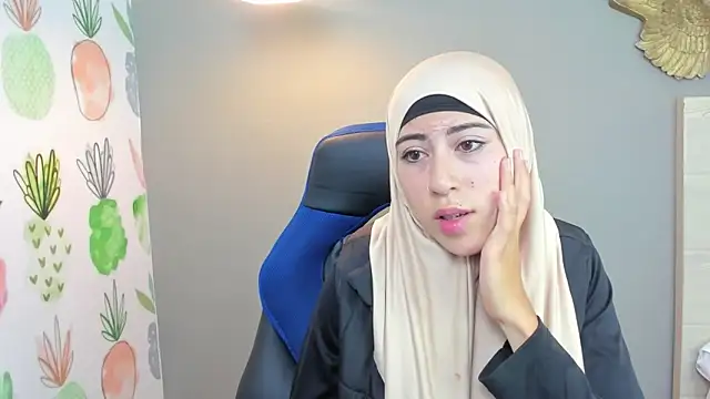 chaymae nah  online show from 13, 12, 2024