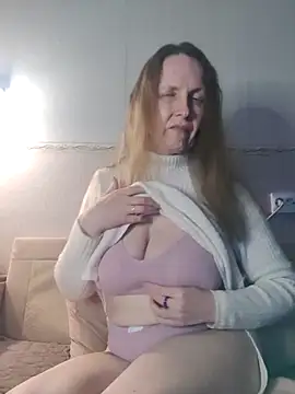 Evelina cute online show from 22, 12, 2024