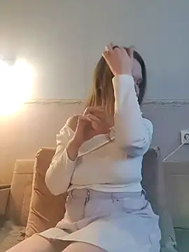 Evelina cute online show from 24, 12, 2024