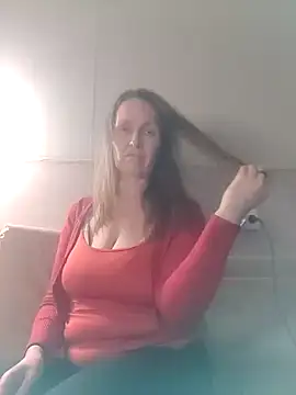 Evelina cute online show from 25, 12, 2024