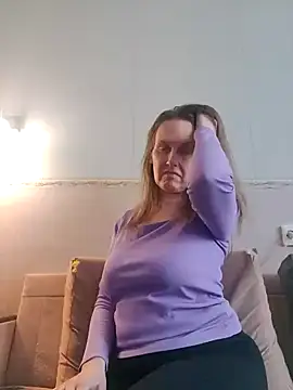 Evelina cute online show from 19, 1, 2025