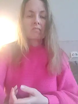 Evelina cute online show from 27, 1, 2025