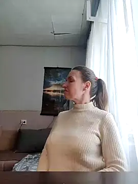 Evelina cute online show from 11, 2, 2025