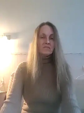 Evelina cute online show from 13, 9, 2025