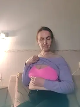 Evelina cute online show from 23, 3, 2026