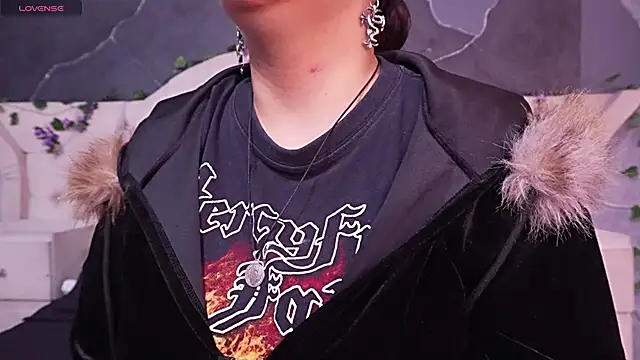 AmberGreyy  online show from 17, 4, 2026