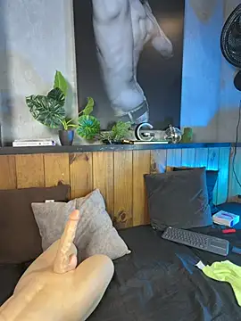 Snapshot of andrewortix chatting on 30, 4, 2026 andrewortix online show from 30, 4, 2026