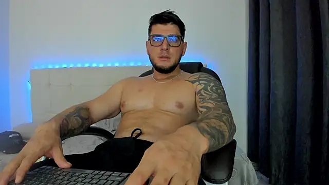 Teilor Creed online show from 3, 2, 2026