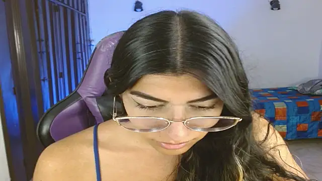 engielphoenis14 online show from 7, 11, 2025