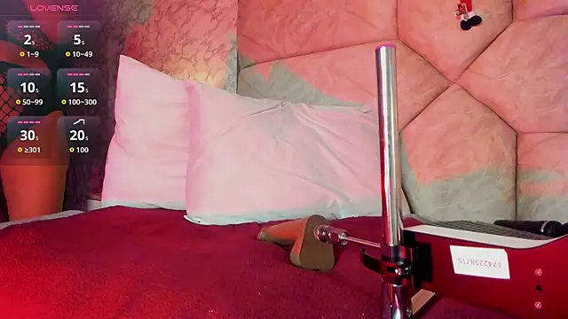 amatista  smith online show from 30, 11, 2025