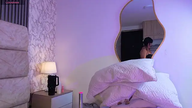 amatista  smith online show from 31, 1, 2026