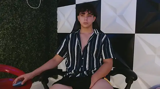 Dani cumboy online show from 18, 2, 2025