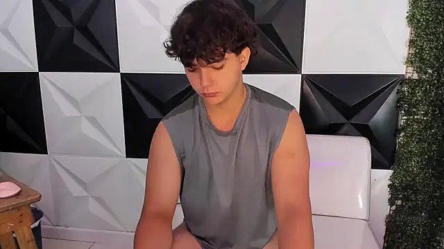 Dani cumboy online show from 6, 11, 2025