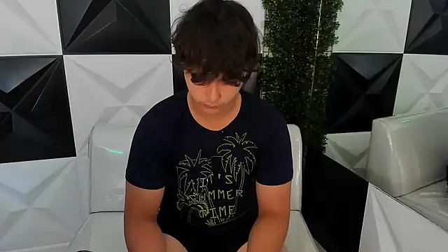 Dani cumboy online show from 21, 11, 2025