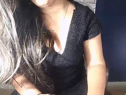Snapshot of Hot_Naina- chatting on 19, 12, 2024 Hot Naina- online show from 19, 12, 2024