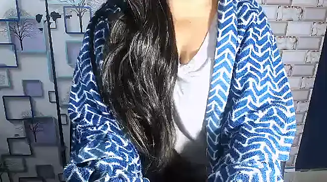 Snapshot of Hot_Naina- chatting on 23, 1, 2025 Hot Naina- online show from 23, 1, 2025