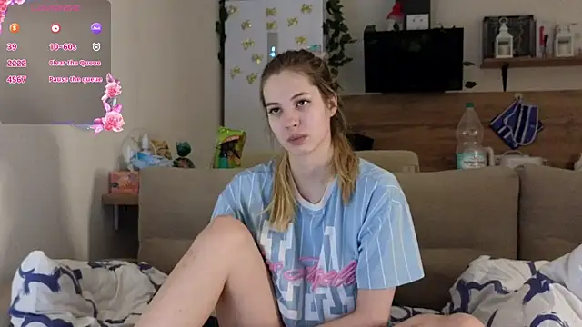 Girl alone home online show from 9, 3, 2025