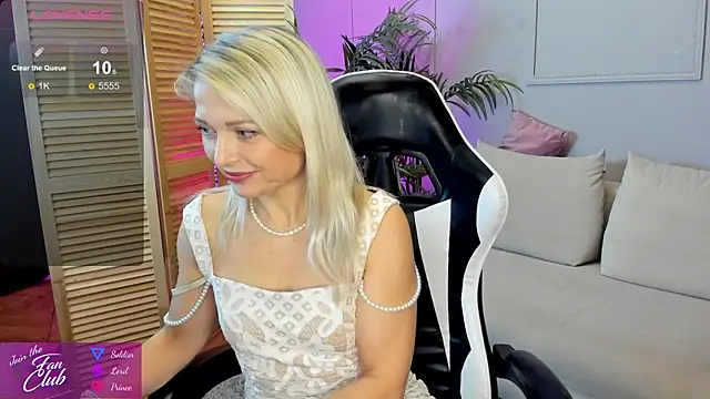 Gloria Lovely online show from 5, 12, 2024