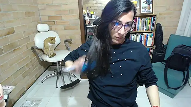 Snapshot of VioletaGomezCo chatting on 15, 9, 2025 VioletaGomezCo online show from 15, 9, 2025