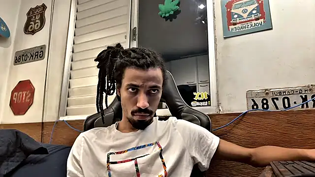 hotcamboy420 online show from 31, 1, 2025