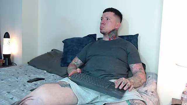 Snapshot of Adam_tatto chatting on 16, 2, 2025 Adam tatto online show from 16, 2, 2025
