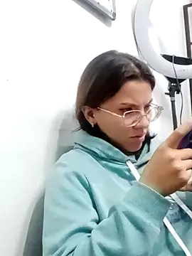 karlamorris  online show from 7, 1, 2025