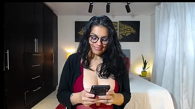 Lust Mom41 online show from 22, 5, 2026