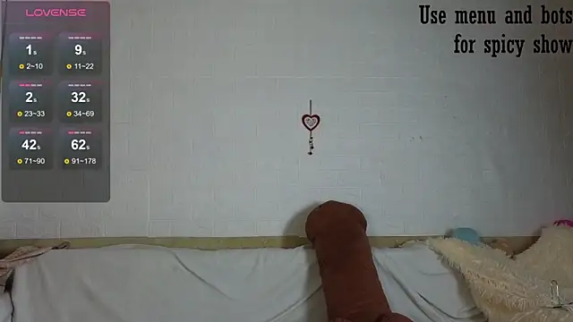 Evelina Mi4 online show from 17, 3, 2025