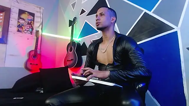 MagnusFrost online show from 15, 10, 2025