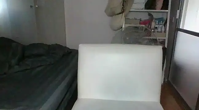 Snapshot of iamMalixxx chatting on 12, 3, 2025 iamMalixxx online show from 12, 3, 2025
