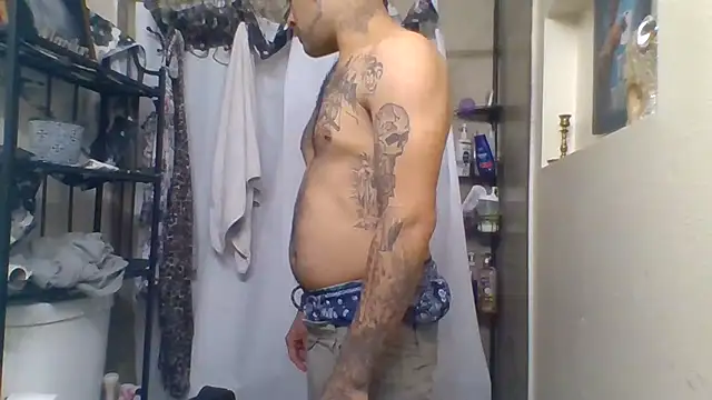 Houstonslong1 online show from 27, 12, 2024